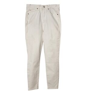 EUC GAP True Skinny Sky High White‎ Denim Jeans Women Size 28 / 6 Short